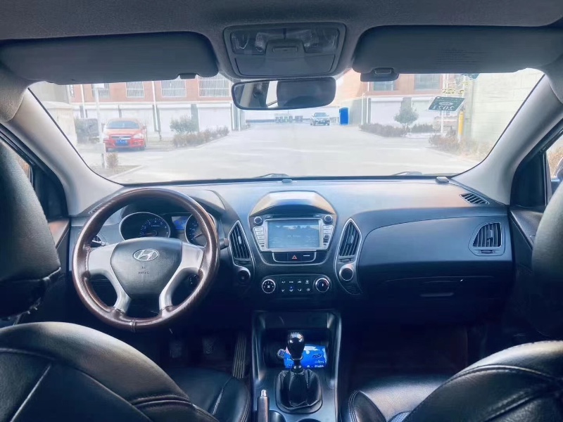 济南12年现代ix359