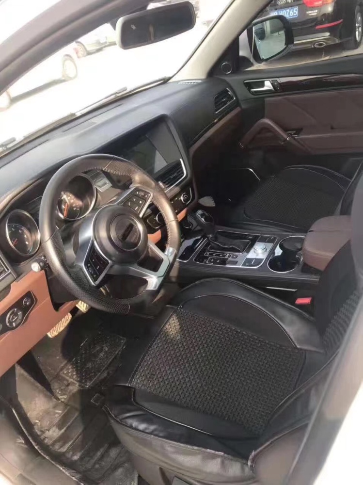 长沙18年众泰T6004