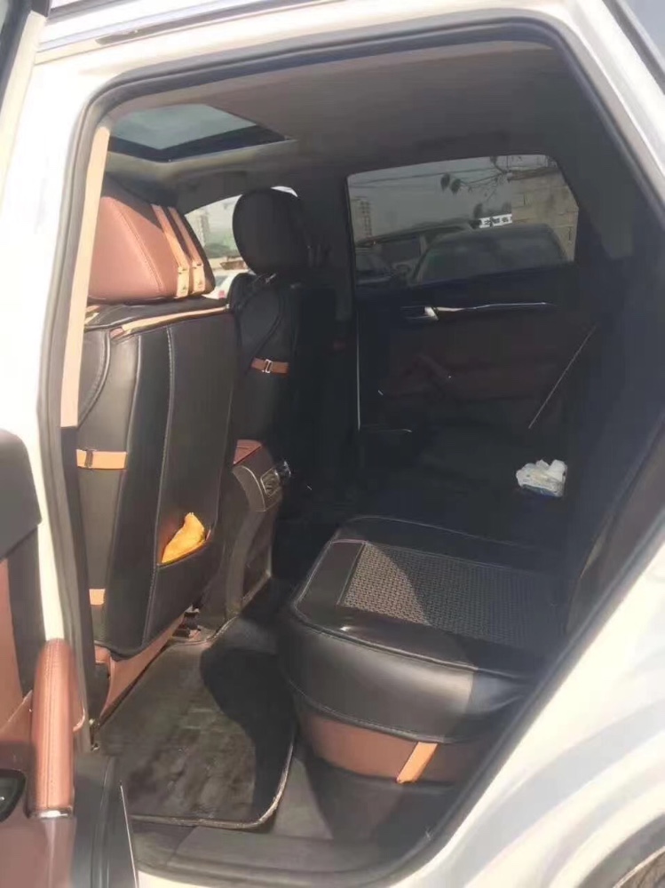 长沙18年众泰T6003