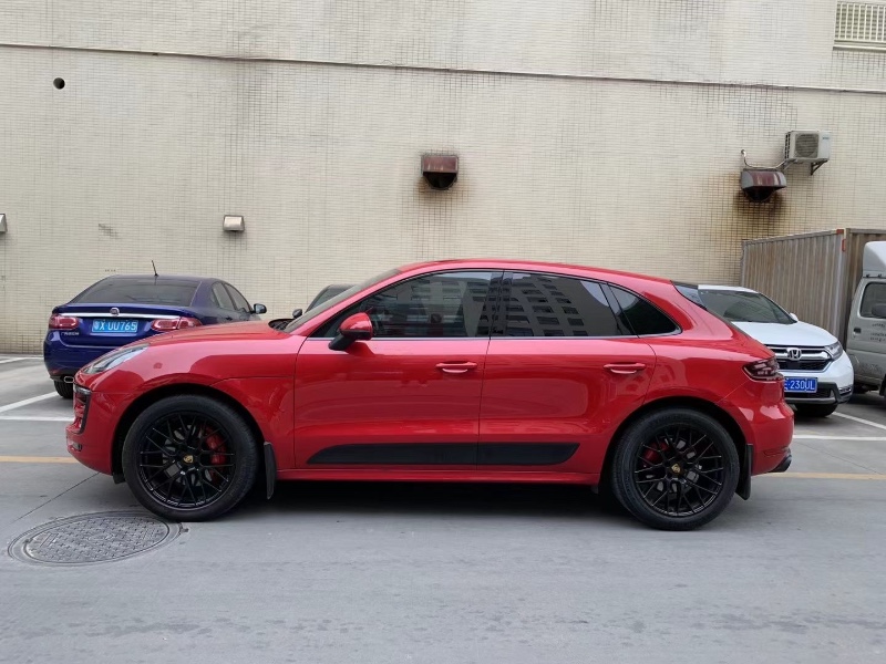 佛山18年保时捷Macan7