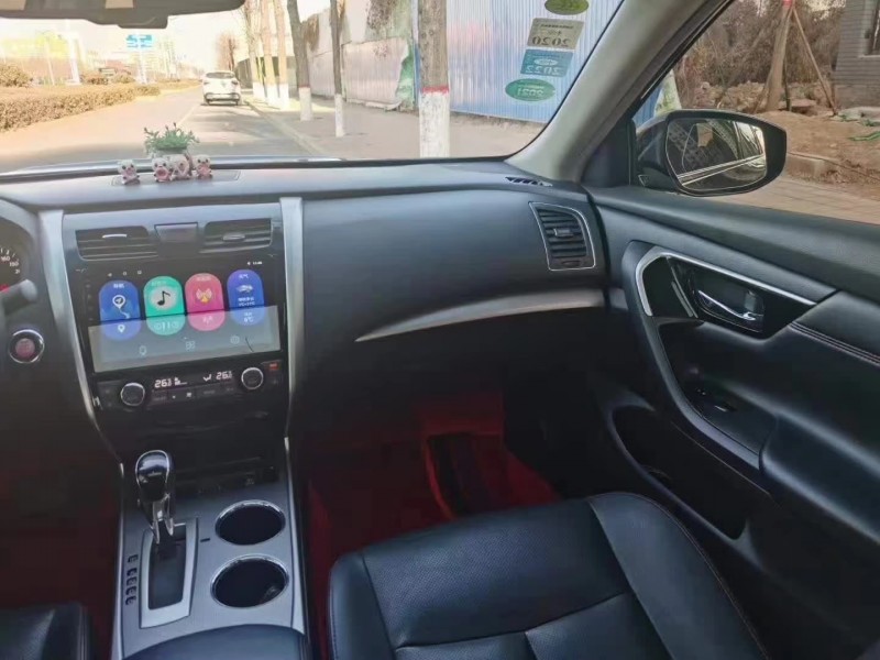 承德18年日產天籟7