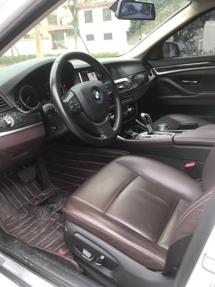 中山17年宝马5系5