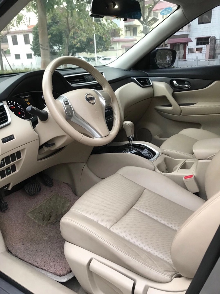 中山15年日产奇骏4