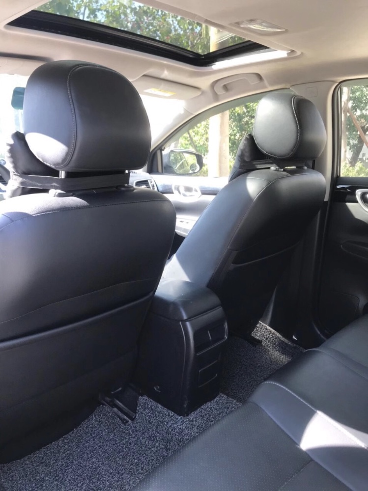 中山18年日产轩逸5