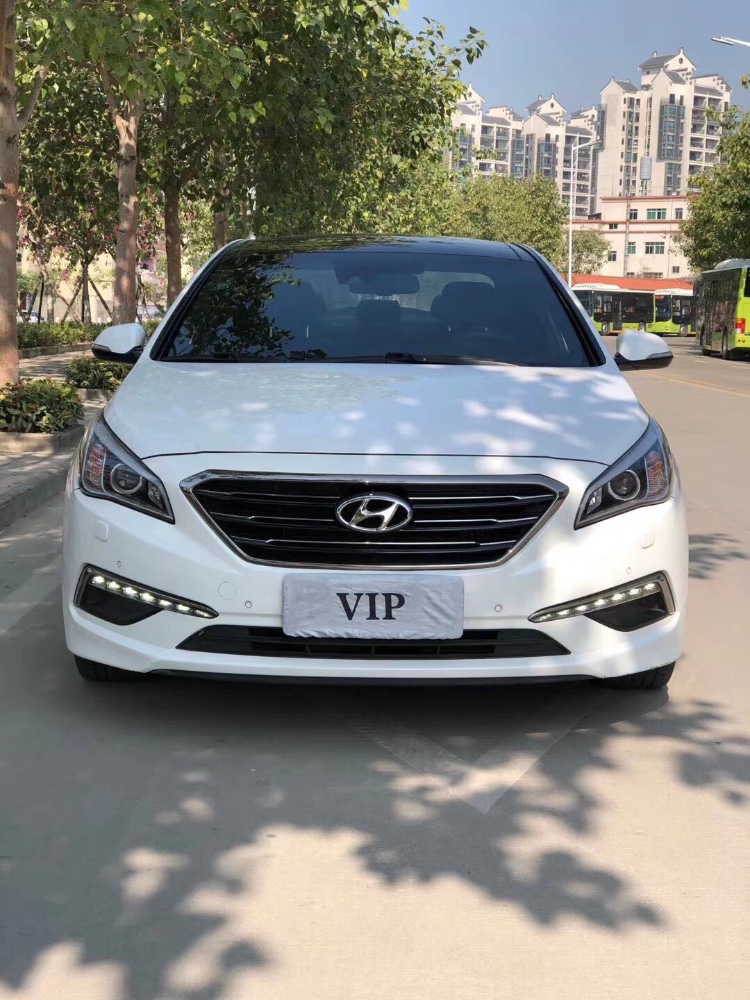 中山15年现代索纳塔九1