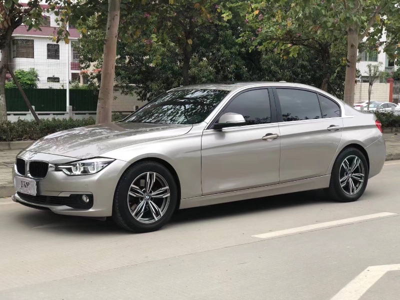 中山17年宝马3系2