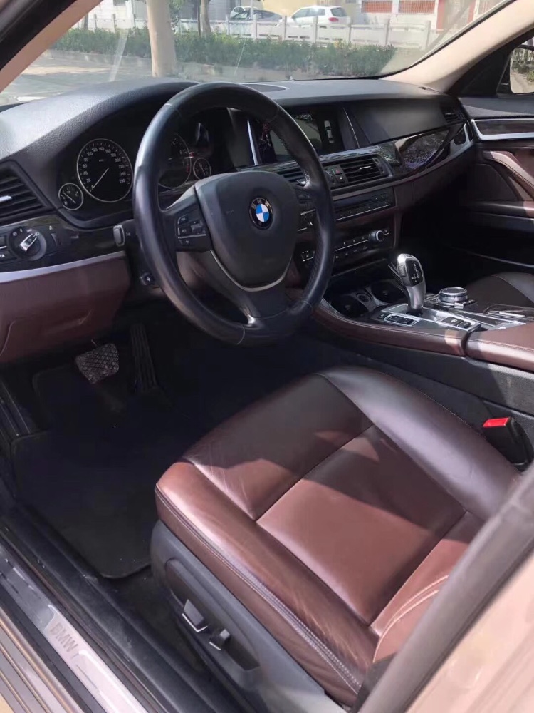 中山15年宝马5系7