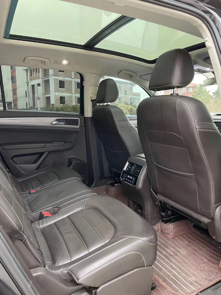 佛山17年大众途昂3