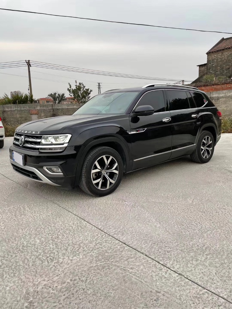 佛山17年大众途昂7