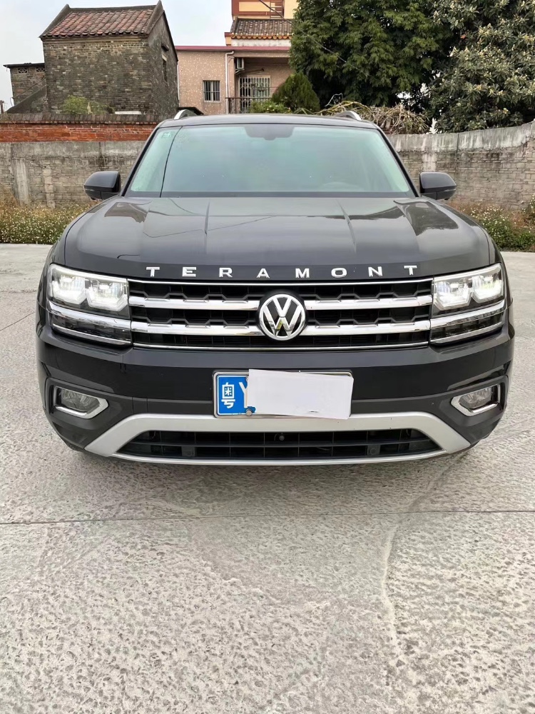 佛山17年大众途昂9