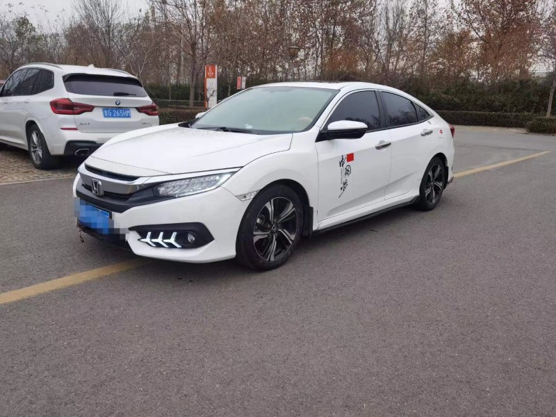 潍坊19年本田思域3