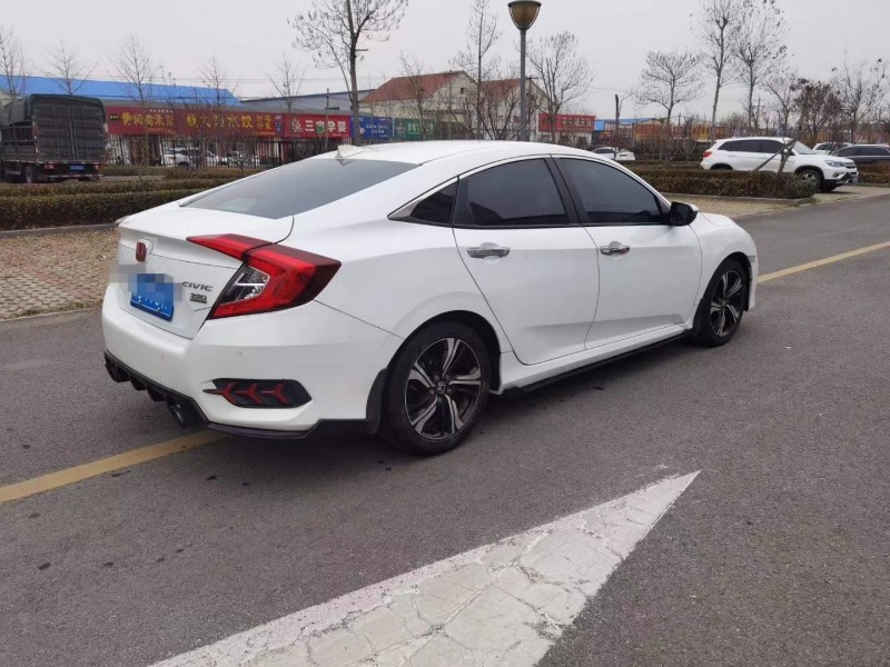 潍坊19年本田思域5