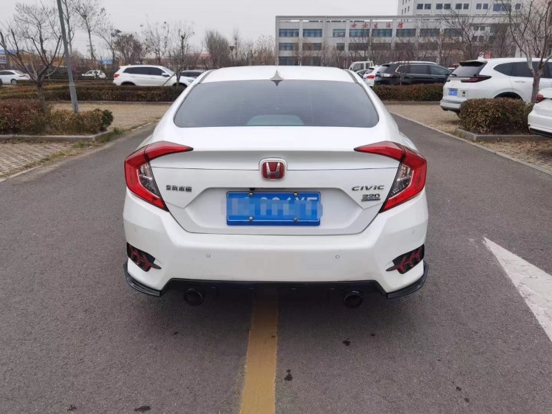 潍坊19年本田思域6