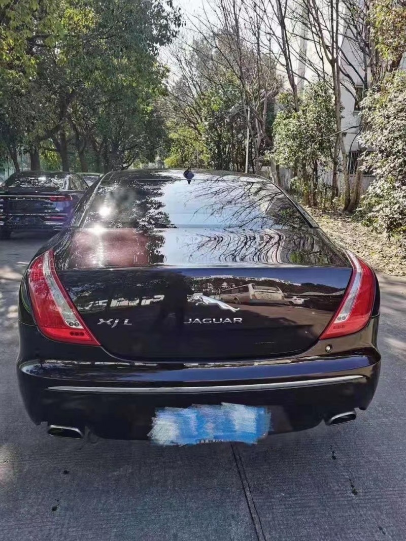 紹興13年捷豹XJ2