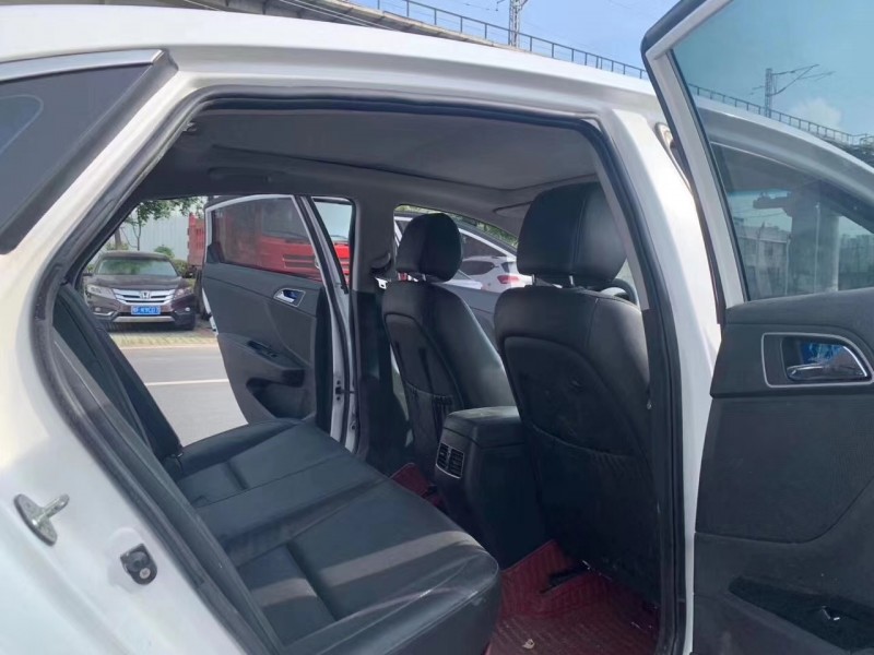 北京15年现代名图9