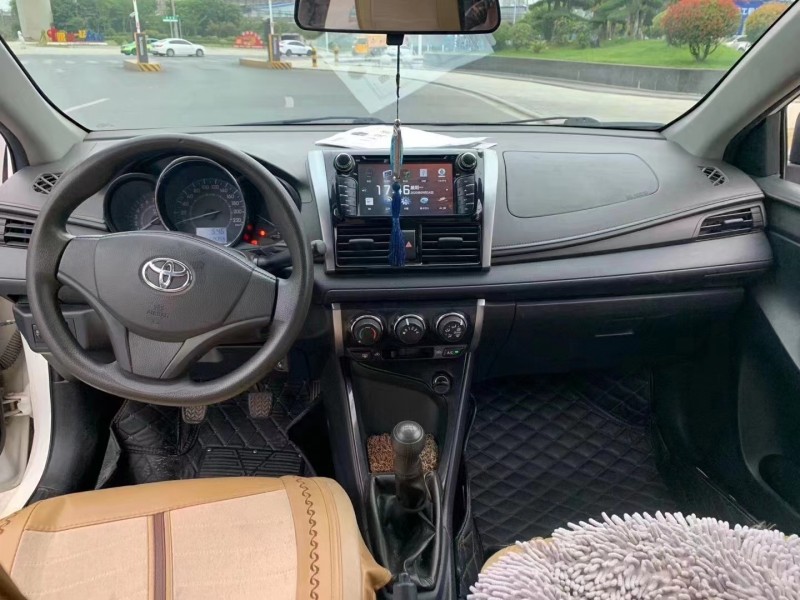 北京16年丰田威驰7