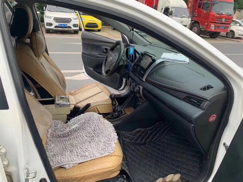 北京16年丰田威驰8