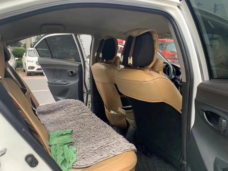 北京16年丰田威驰9