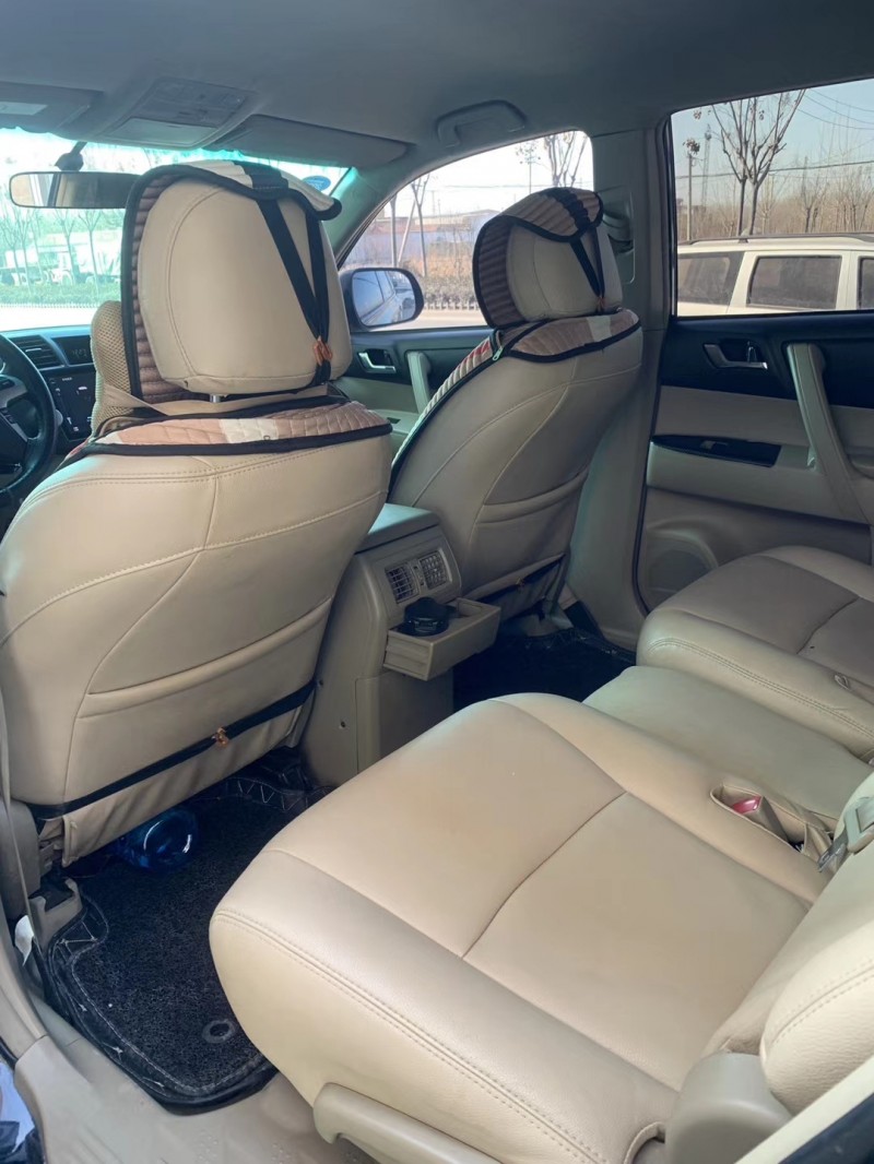 北京10年丰田汉兰达5