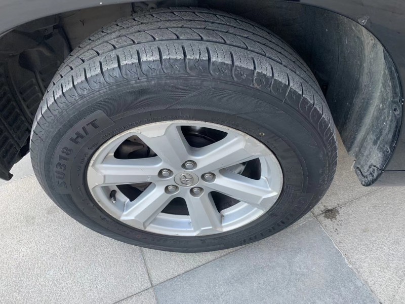 北京10年丰田汉兰达6