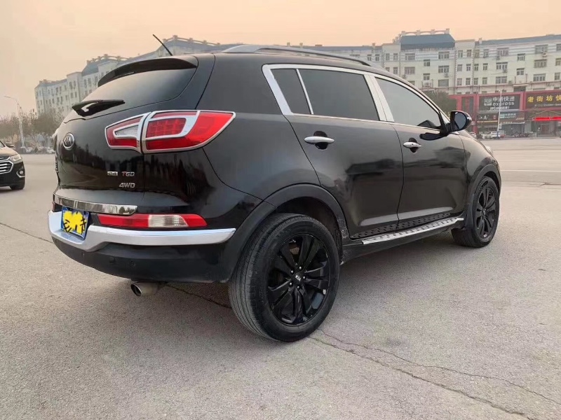 济南12年起亚智跑9