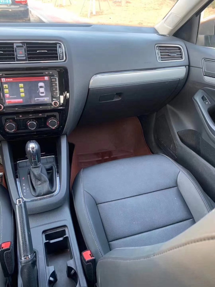 济南16年大众速腾6