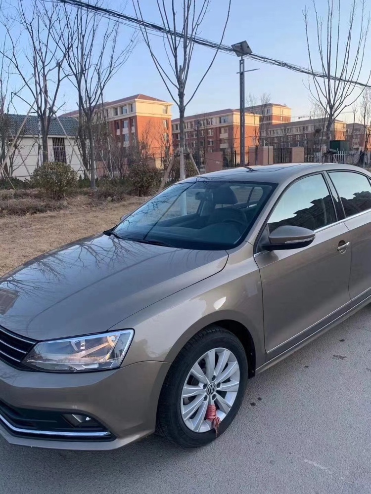 济南16年大众速腾4