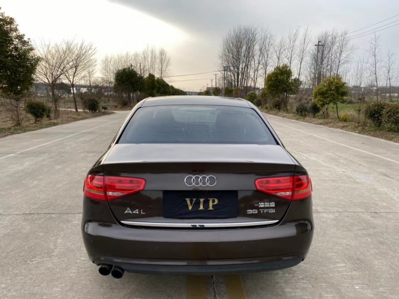 盐城14年奥迪A4L5