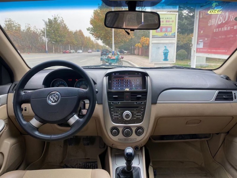 青岛14年别克凯越4