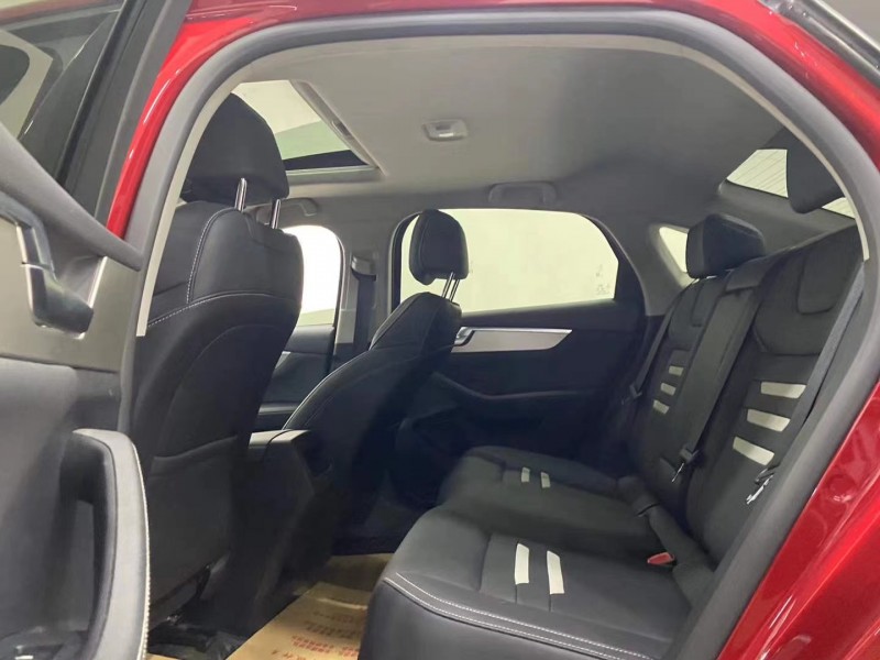 成都19年比亚迪秦3