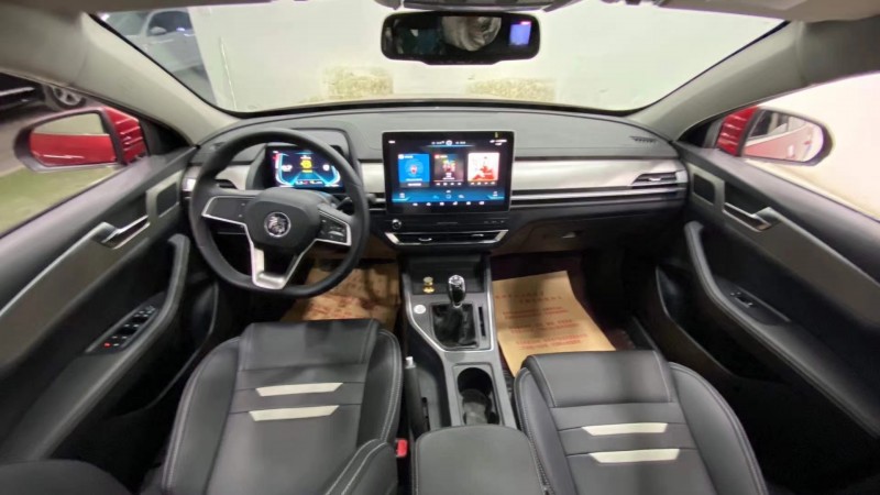 成都19年比亚迪秦6