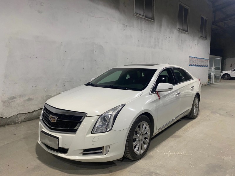 成都16年凯迪拉克XTS2