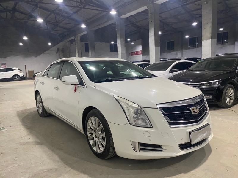 成都16年凯迪拉克XTS3