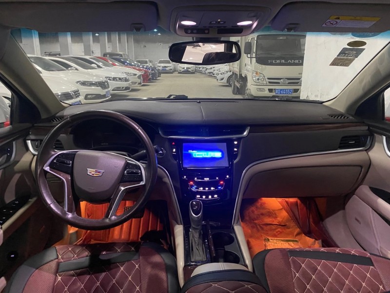 成都16年凯迪拉克XTS5