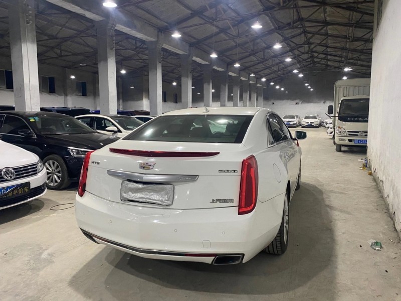 成都16年凯迪拉克XTS9