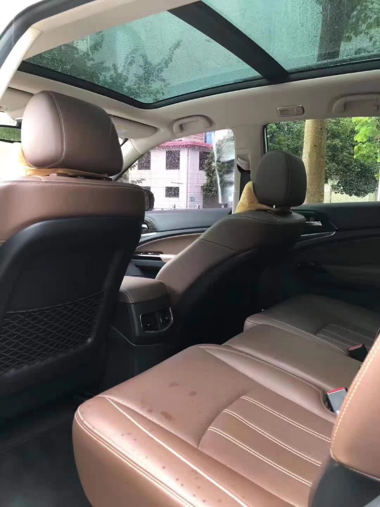 中山18年比亚迪唐5