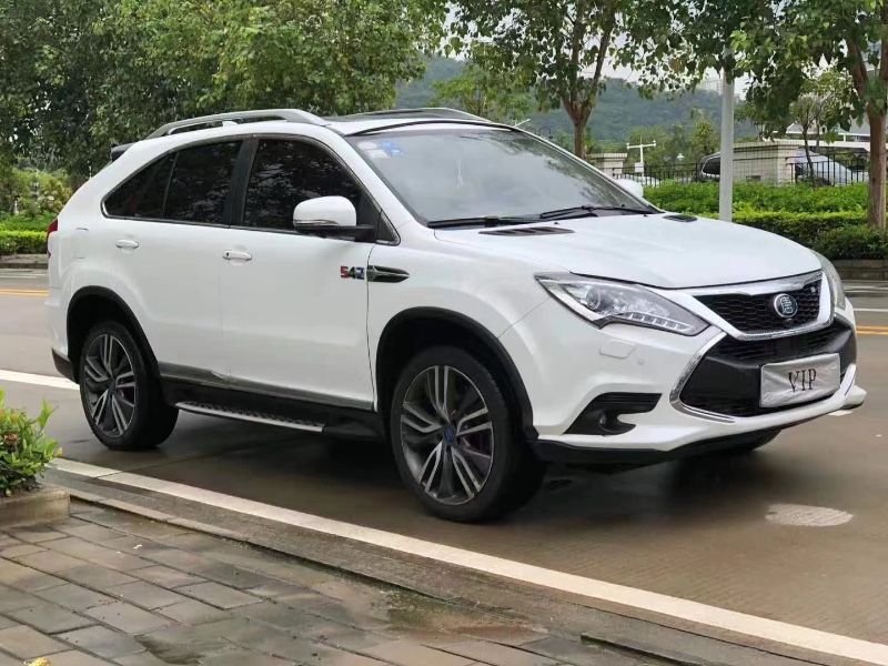 中山18年比亚迪唐7