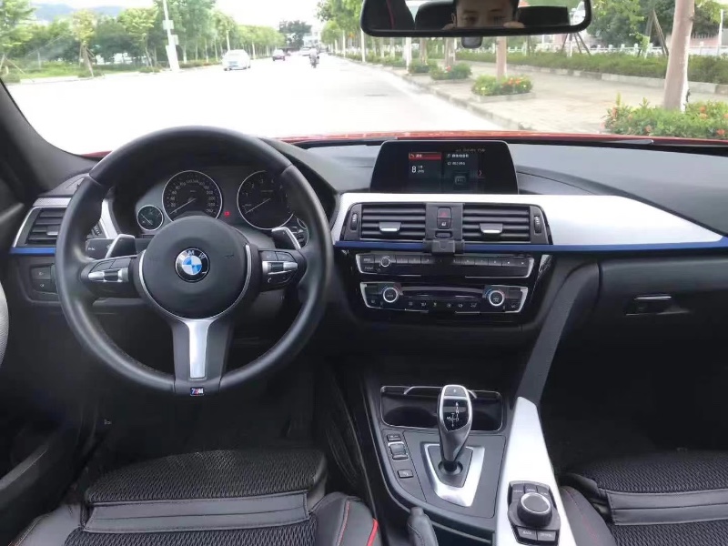 中山19年宝马3系7