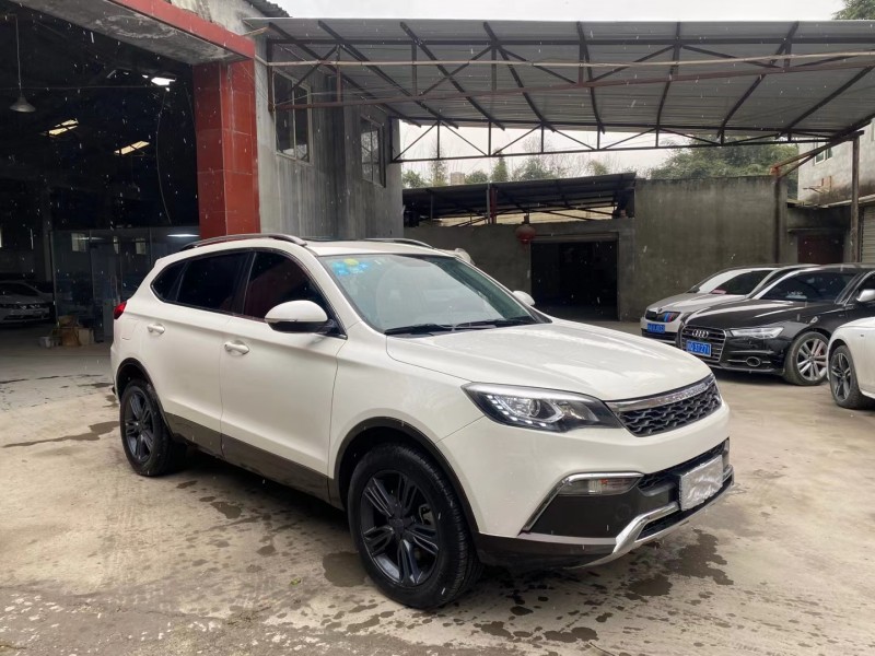 成都17年獵豹汽車CS103