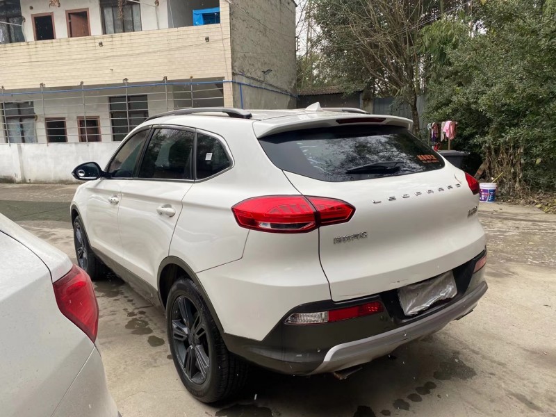 成都17年獵豹汽車CS107