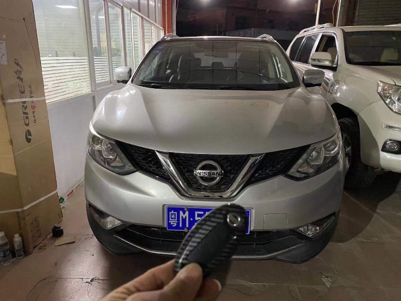 广州17年日产逍客4