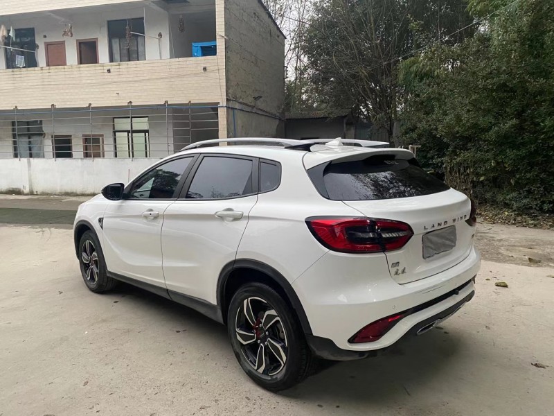 成都18年陆风逍遥7