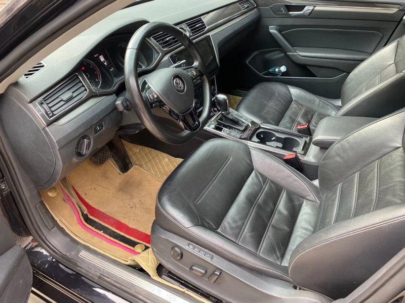 成都16年大众帕萨特4