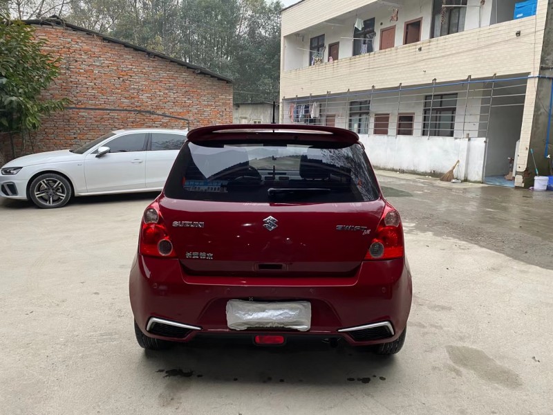 成都14年铃木雨燕9