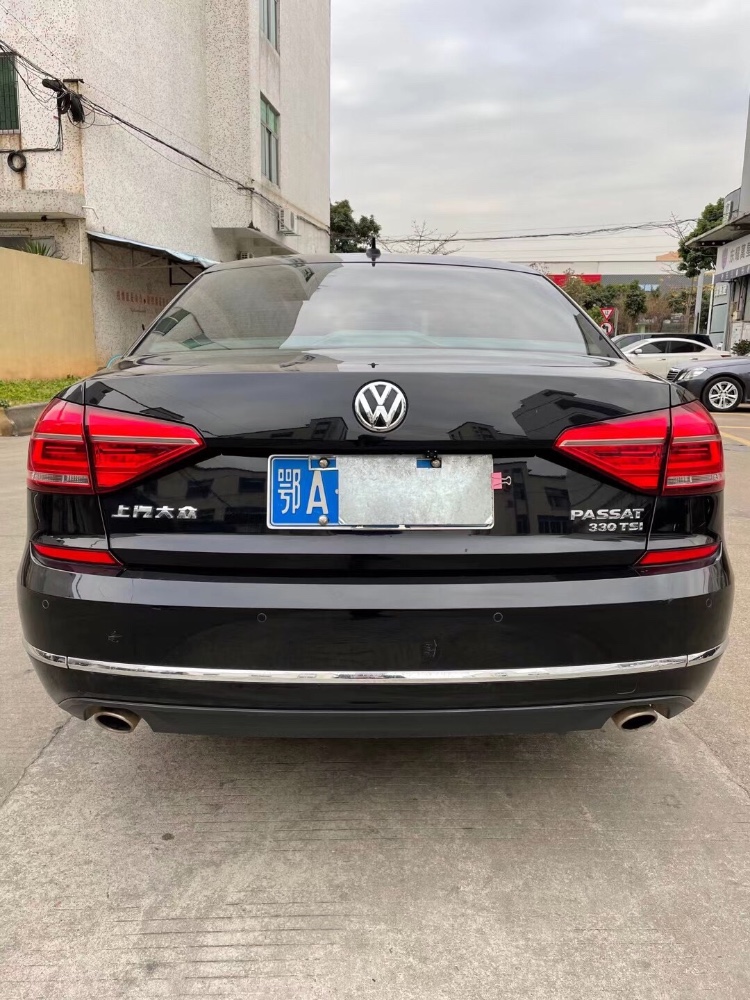 中山17年大众帕萨特5