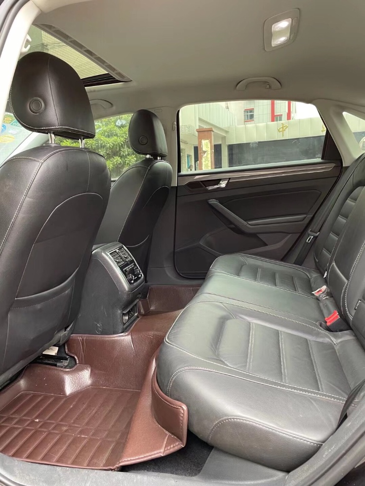 中山17年大众帕萨特4