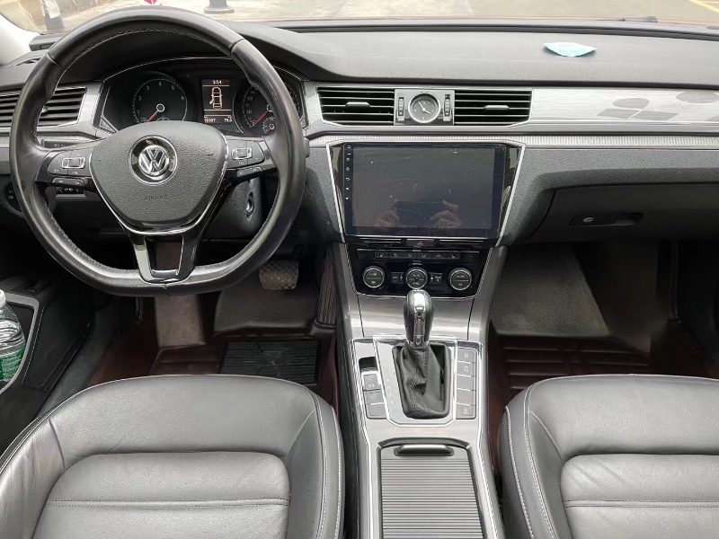 中山17年大众帕萨特2