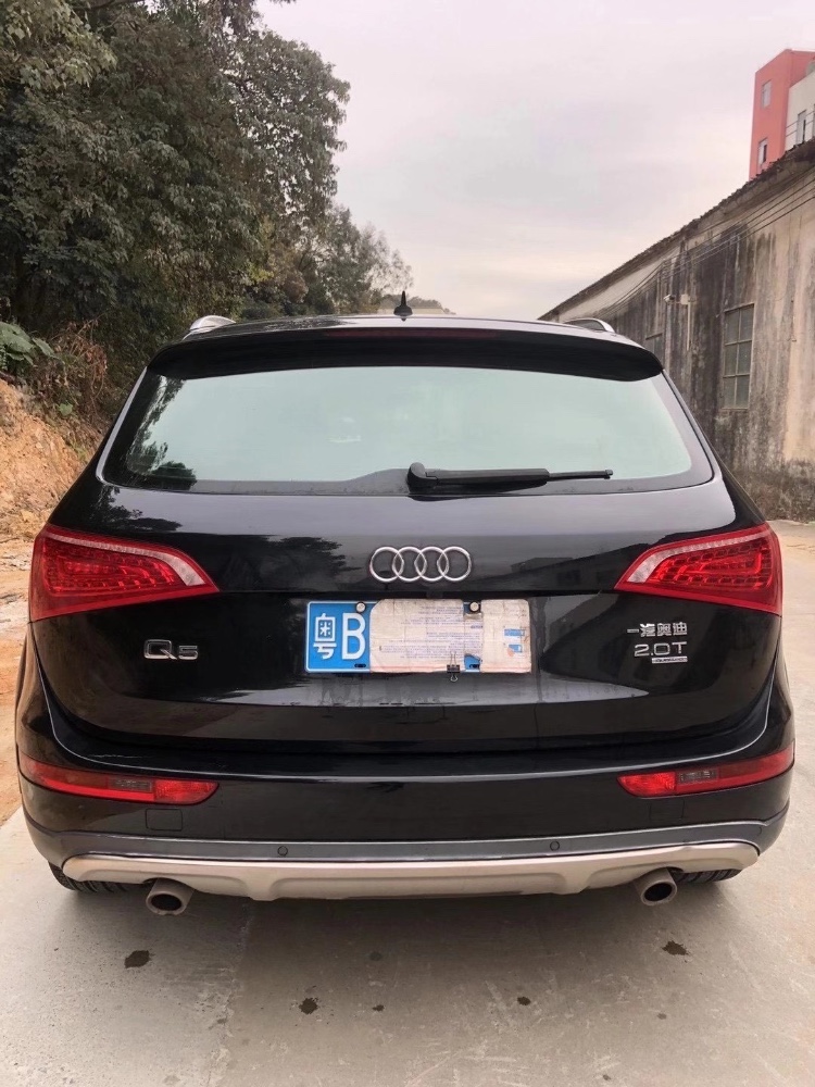 江门11年奥迪Q57