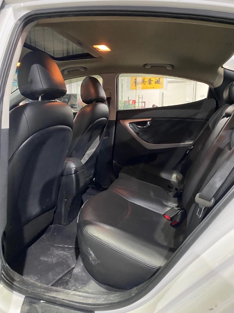 广州16年现代朗动6