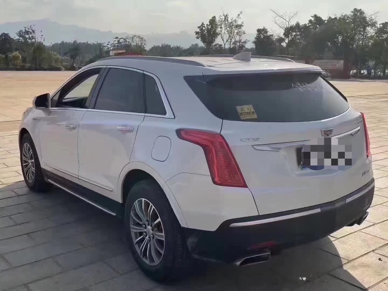 福州18年凱迪拉克XT54